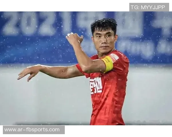 中国足球中超联赛最强球星是谁他如何改变了联赛格局