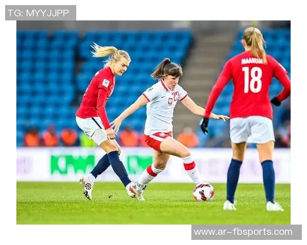 喜欢穿白色足球鞋的球星们展现场上独特风采与个人魅力 喜欢穿白色足球鞋的球星们展现场上独特风采与个人魅力